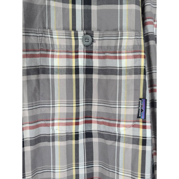 Patagonia grey plaid long sleeve button down shirt - xl - Picture 4 of 5